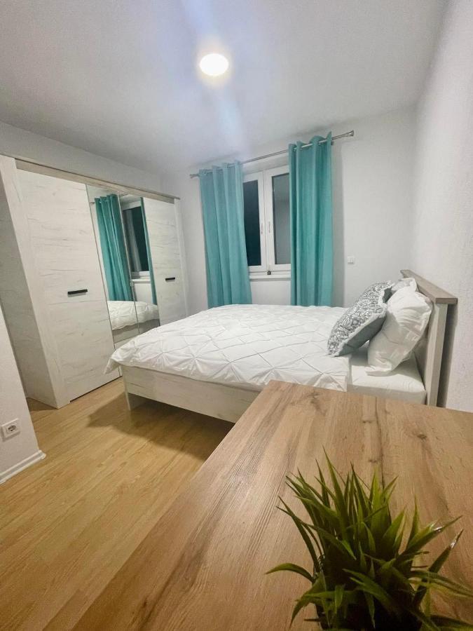 Muric Apartman 8 Ljubljana Luaran gambar