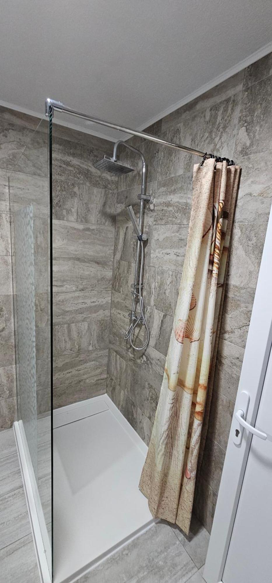 Muric Apartman 8 Ljubljana Luaran gambar