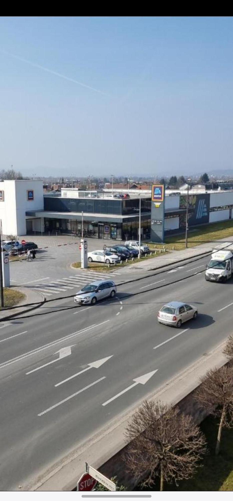 Muric Apartman 8 Ljubljana Bilik gambar